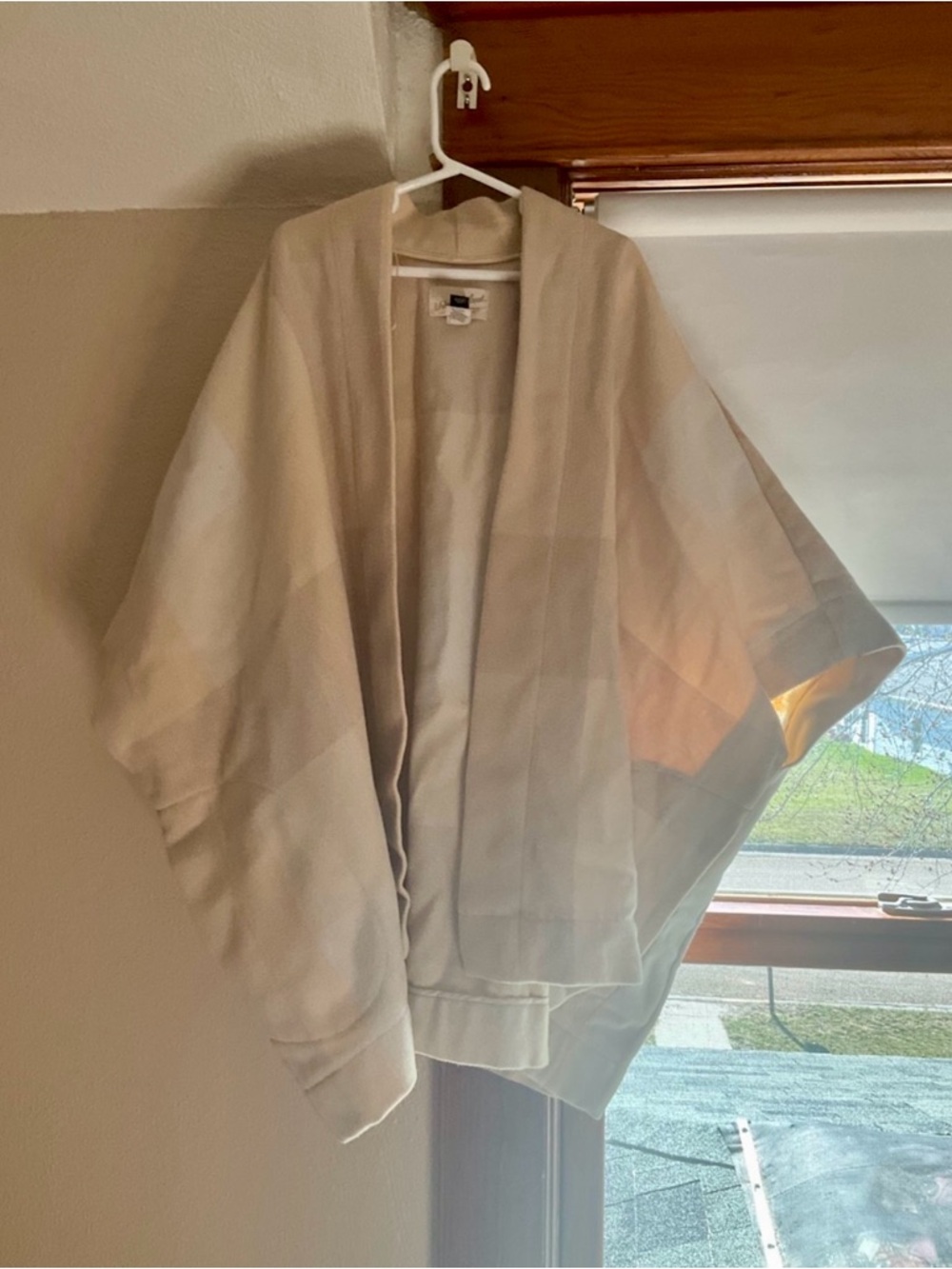 Universal Thread Neutral Beige Plaid Draped Open-Front Poncho